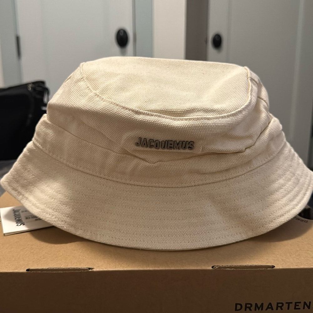Jacquemus Bucket Hat